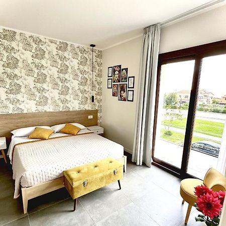Karasole Hotel Сан Теодоро Екстериор снимка