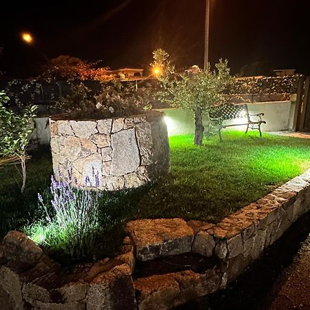 Karasole Hotel Сан Теодоро Екстериор снимка